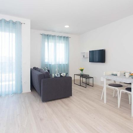 Appartamento Delminium Kaštela Esterno foto