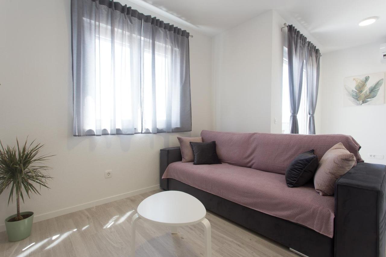 Appartamento Delminium Kaštela Esterno foto