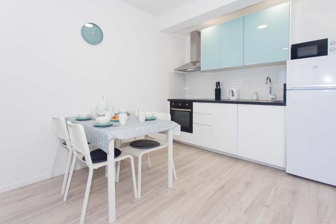Appartamento Delminium Kaštela Esterno foto